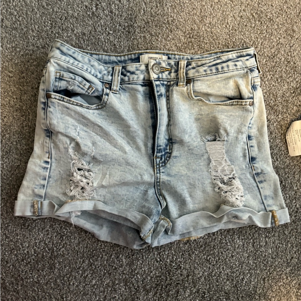 🌞 6 for $20! Forever 21 high waisted ripped shorts